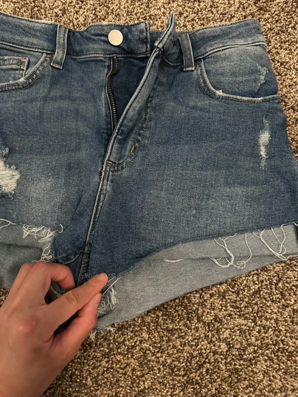 H&M high waisted stretchy jean shorts dark wash - Picture 5 of 7